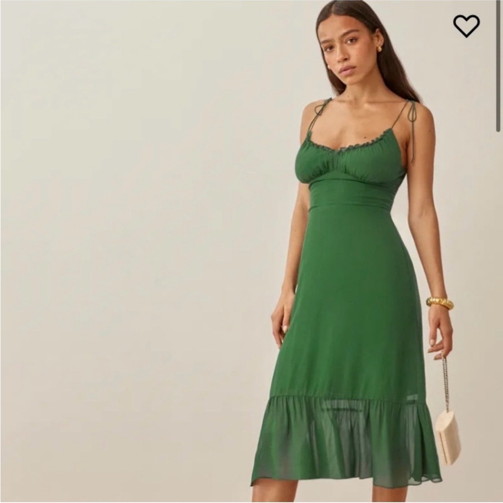 Sleeveless Green Midi Dress with Tie Straps